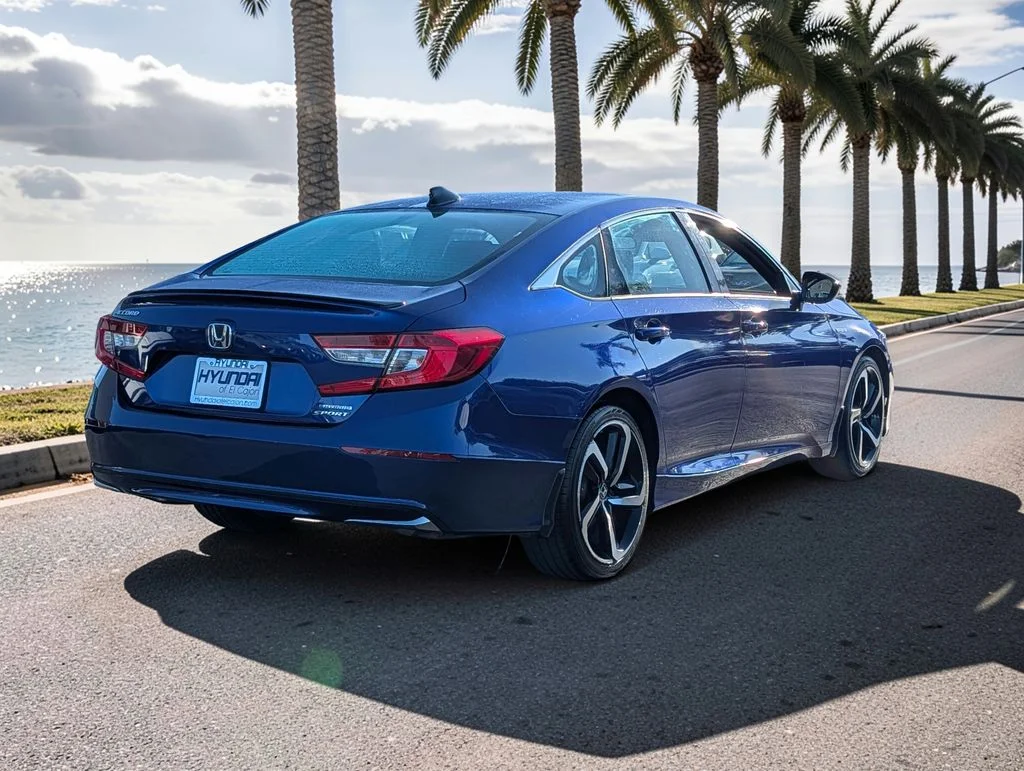 Used 2022 Black Honda Sport image 5