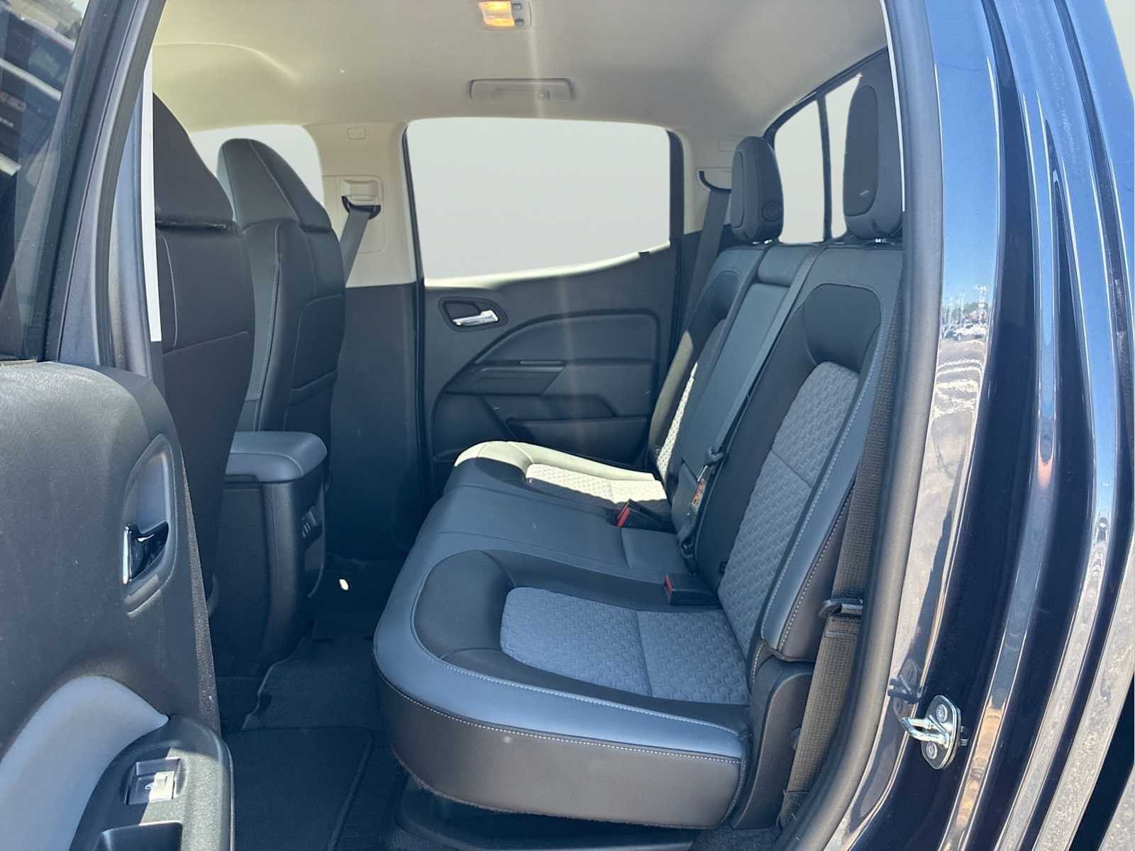 2018 Chevrolet Colorado Z71 - Photo 24