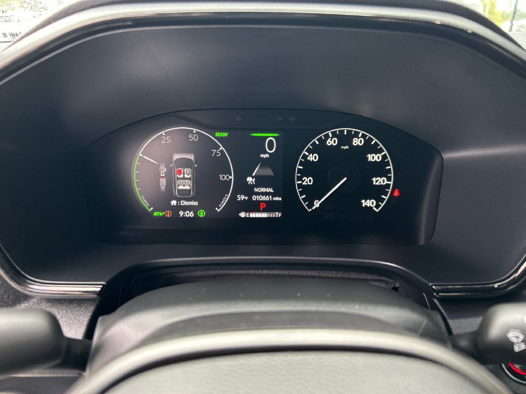 Used 2025  Honda Sport image 15