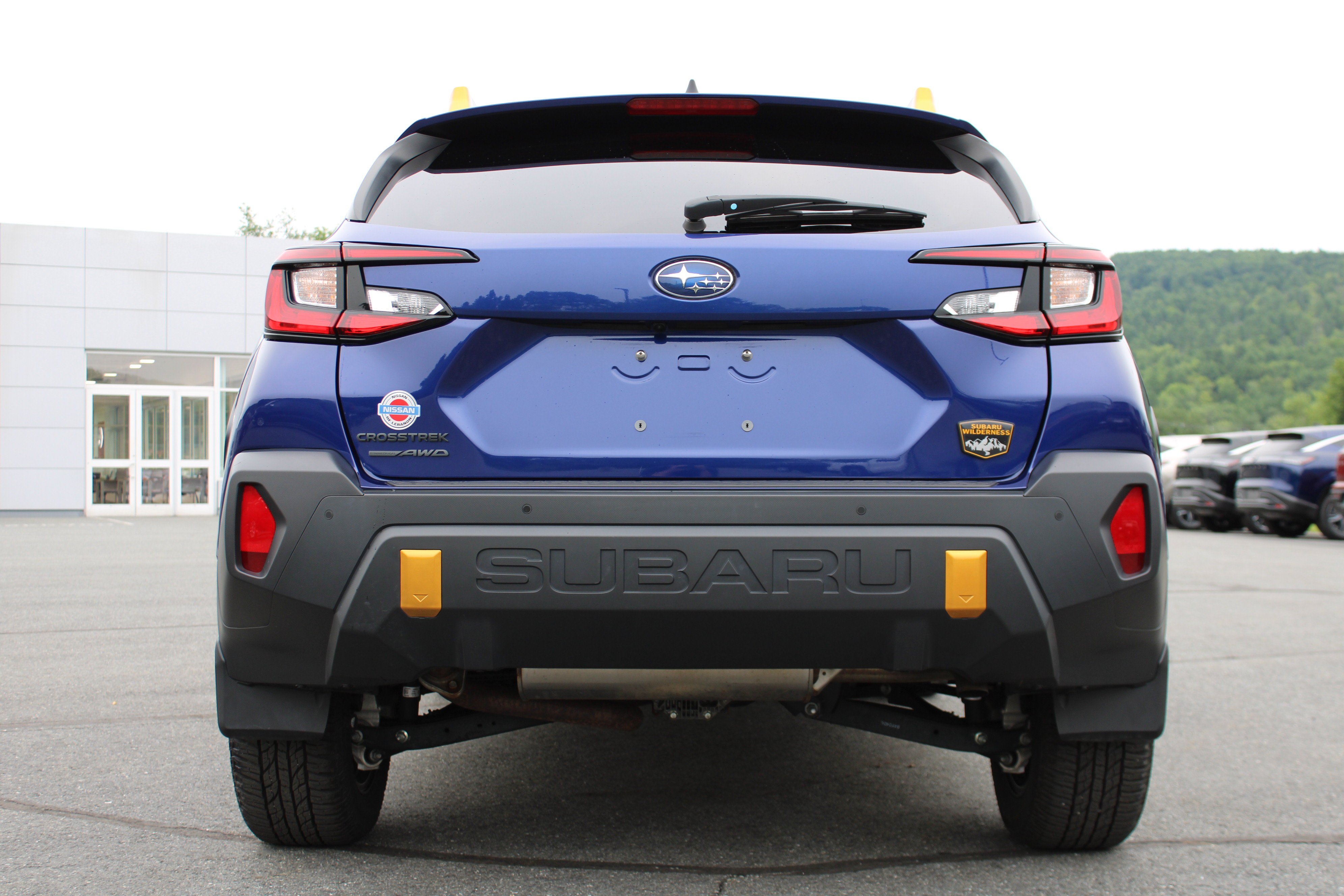 Used 2025 Sapphire Blue Pearl Subaru Wilderness image 10