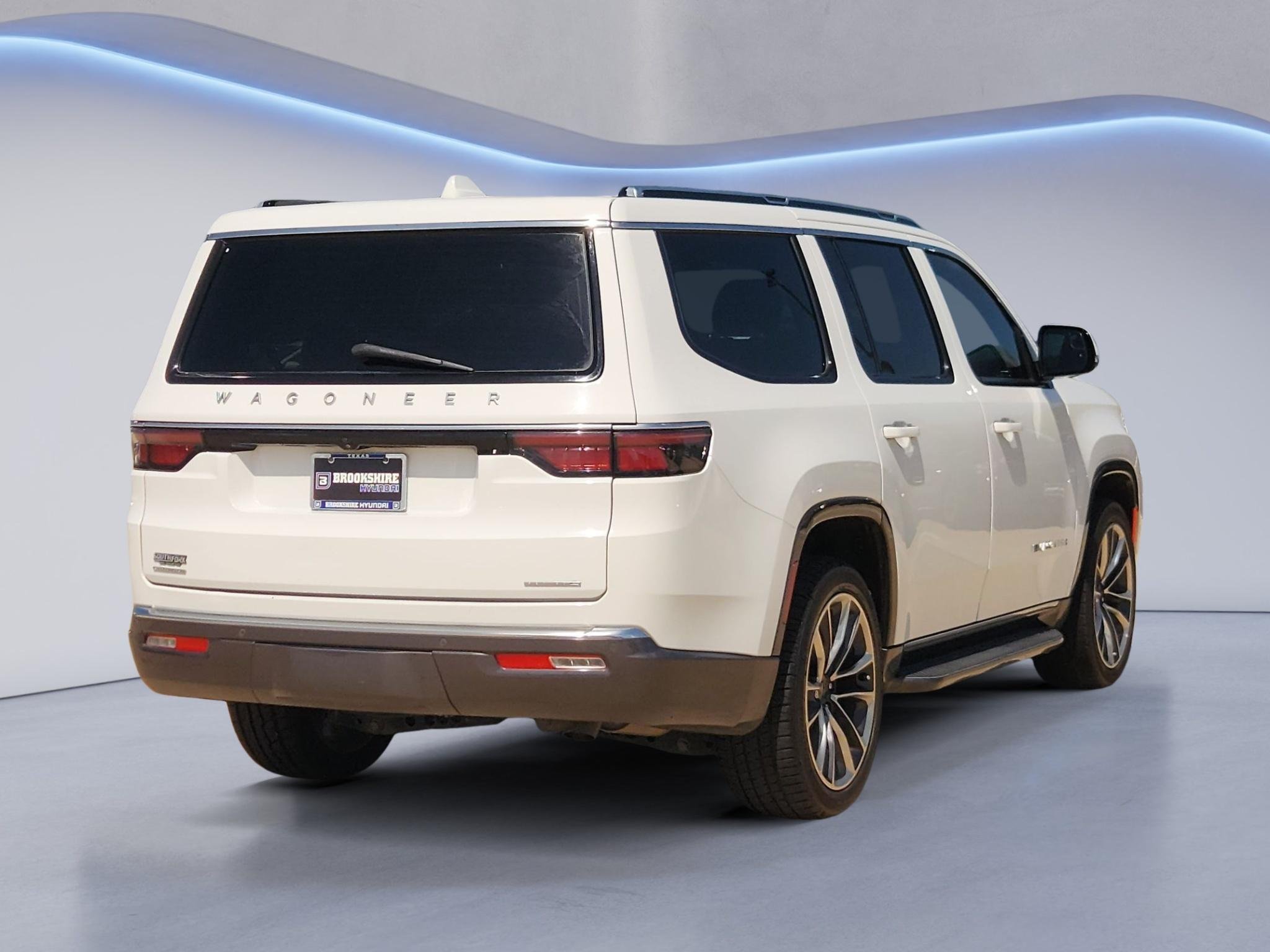 Used 2022 Bright White Clearcoat Jeep Series II image 6