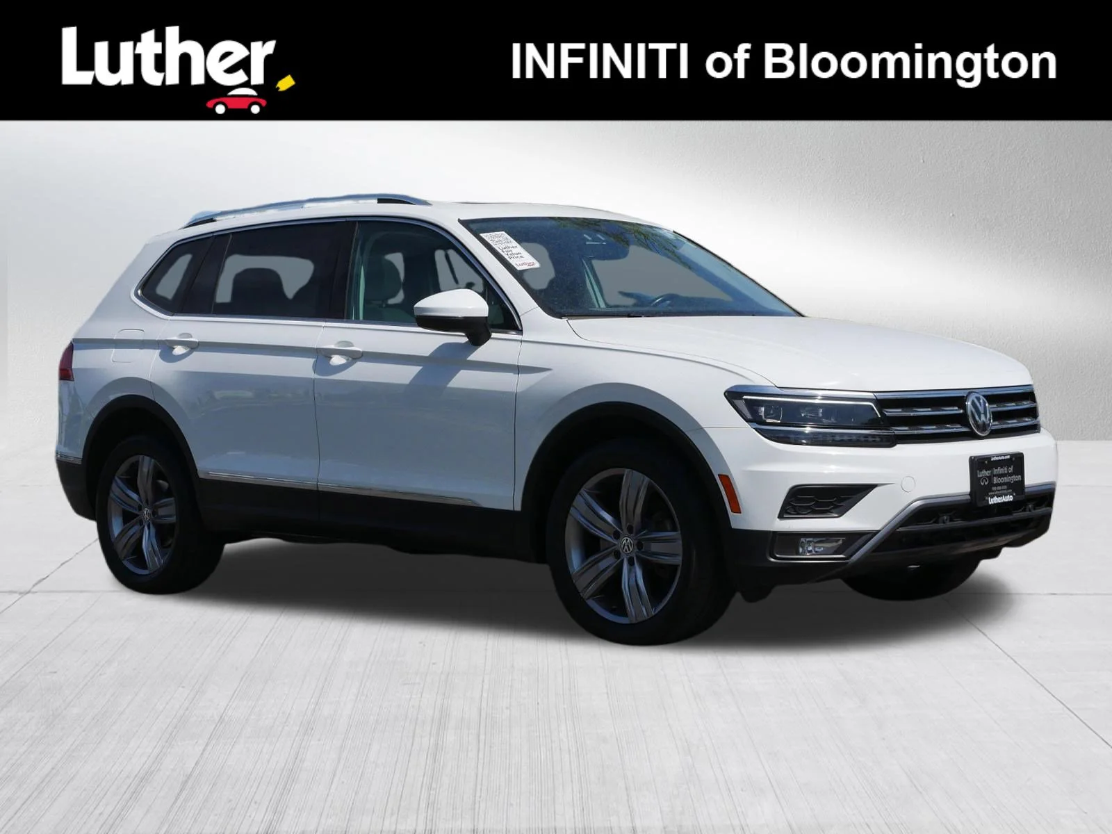 2018 Volkswagen Tiguan 2.0T SEL Premium 4Motion's photo
