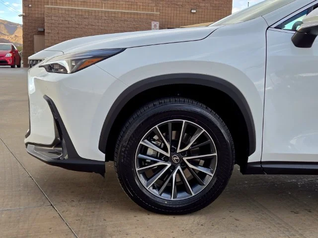 New 2026 Ultra White Lexus PREMIUM image 5