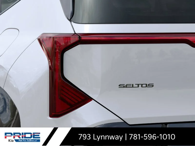 New 2027 Snow White Pearl Kia X-Line S image 12