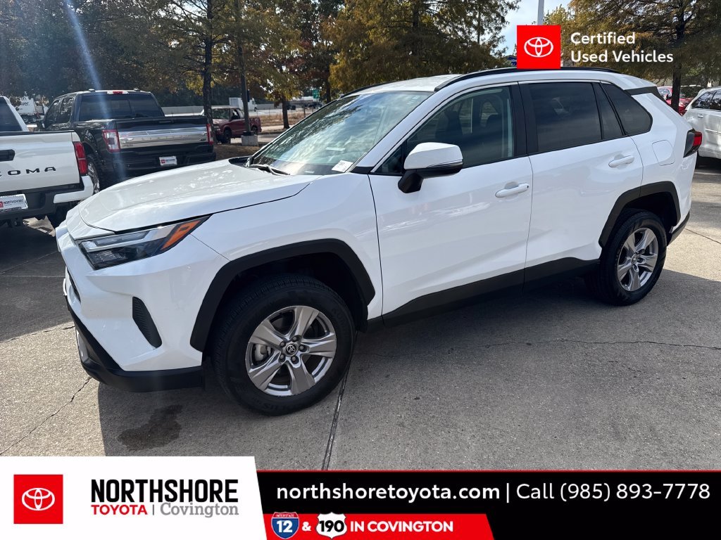 Certified Used 2025 White Toyota XLE image 1