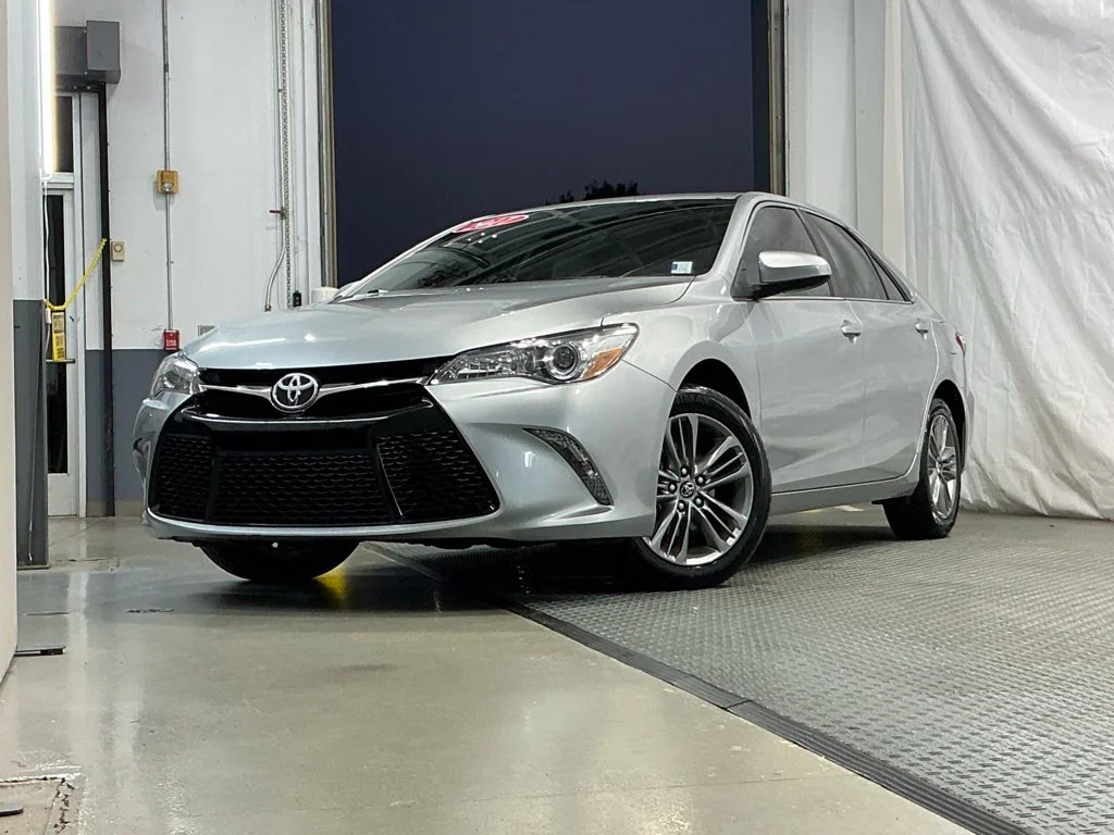 Used 2017 Toyota Camry SE with VIN 4T1BF1FK2HU430280 for sale in Russellville, KY