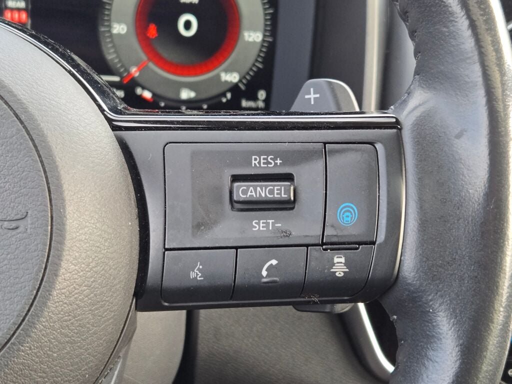 Certified Used 2023 Black Nissan Platinum image 31