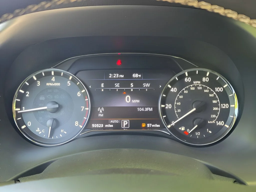 Used 2022 Hermosa Blue INFINITI PREMIUM SELECT image 23
