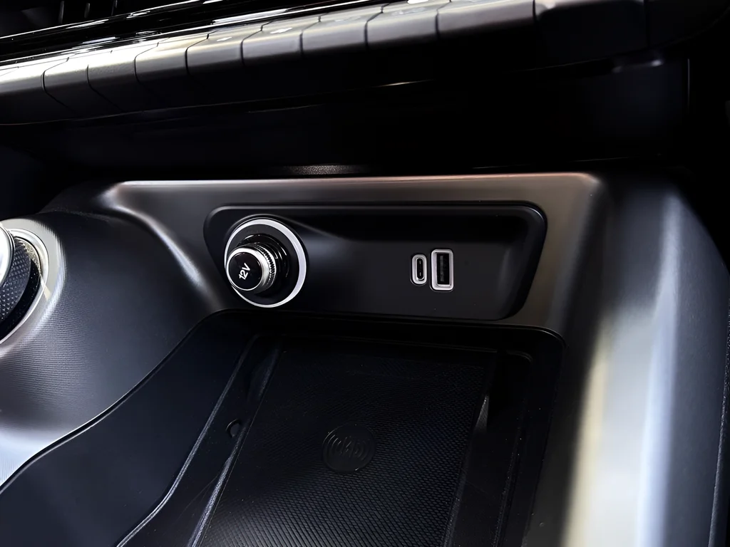 Used 2024 Black Alfa Romeo Veloce image 11