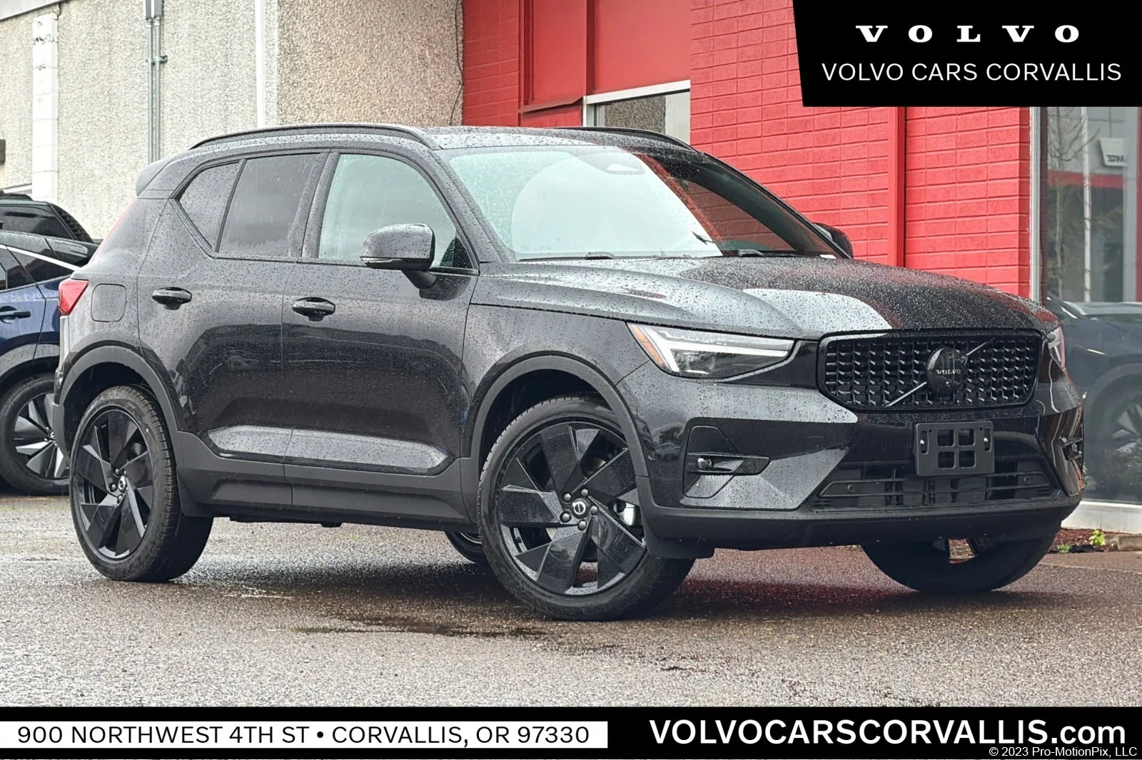 2026 Volvo XC40 B5 Ultra Ultra Black Edition AWD's photo