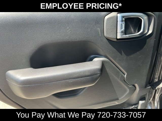 Used 2018 Granite Crystal Clearcoat Metallic Jeep Unlimited Sport S image 20