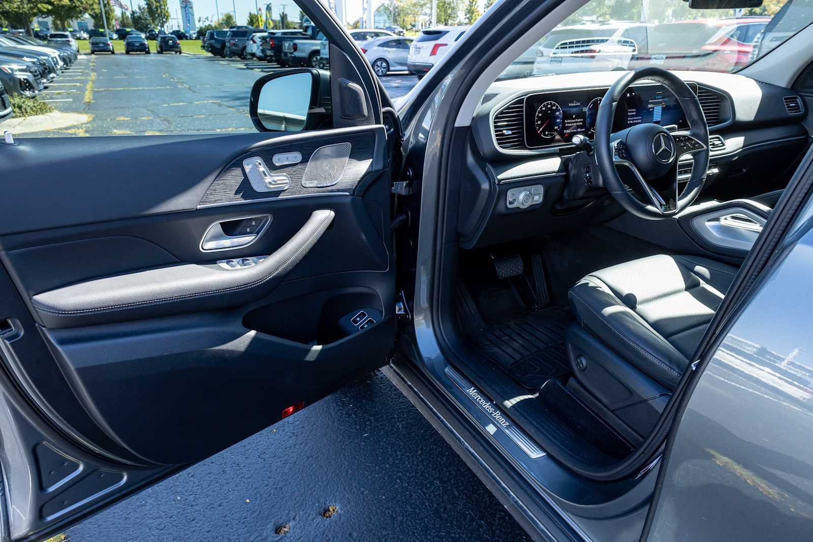 Used 2026 Selenite Grey Metallic Mercedes-Benz GLE 450e image 12