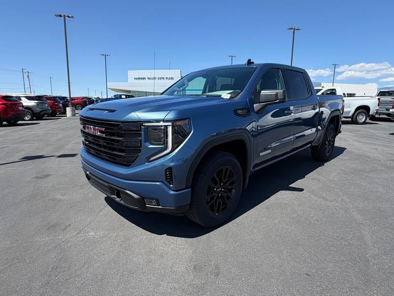 New 2026 Downpour Metallic GMC Elevation image 7