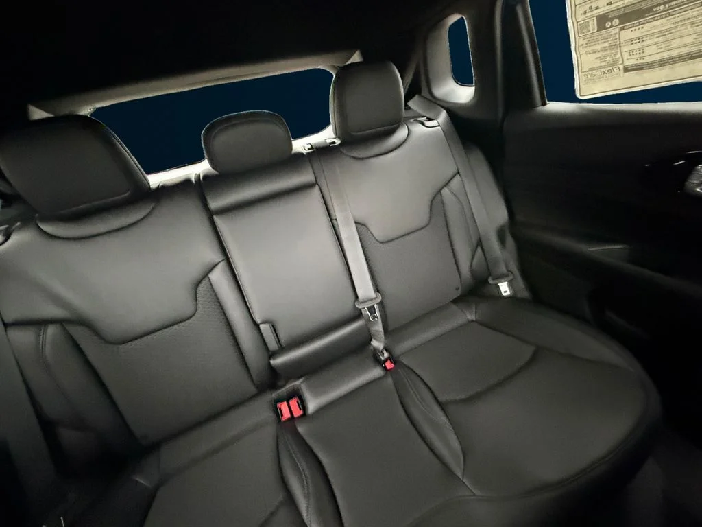 New 2026 Blue Jeep Latitude image 18