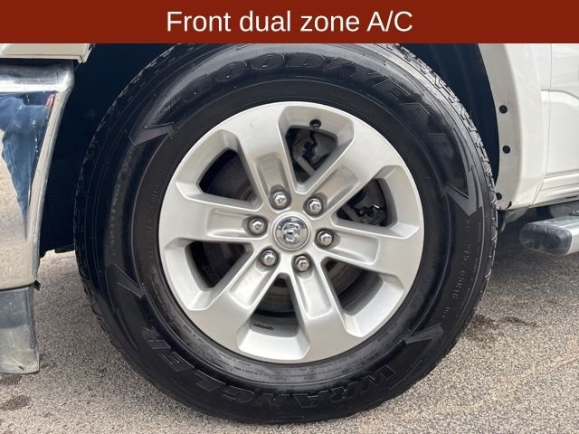 Used 2022 White Ram Laramie image 12