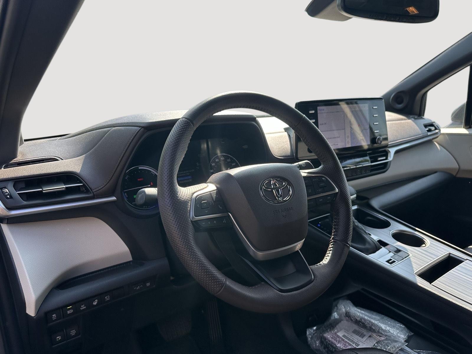 Certified Used 2023 Predawn Gray Mica Toyota Platinum image 11