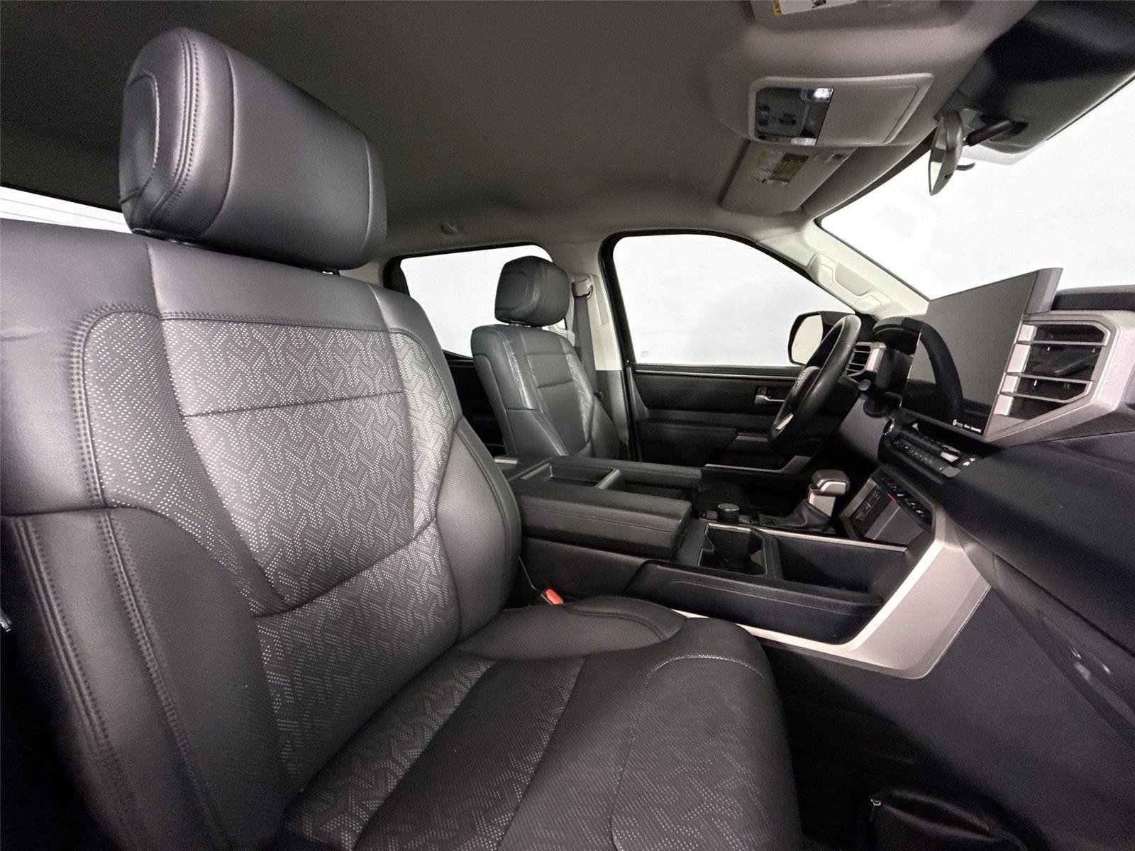 Used 2023 Midnight Black Metallic Toyota SR5 image 40