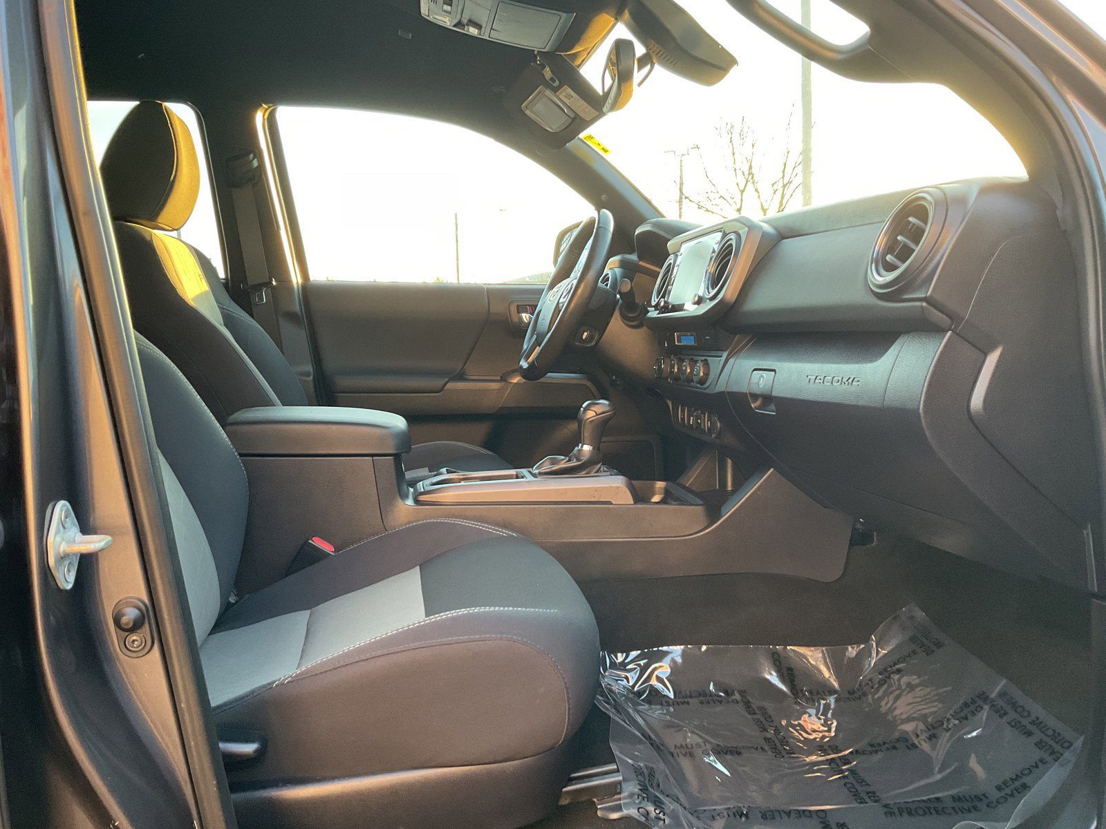 2021 Toyota Tacoma TRD Sport - Photo 13