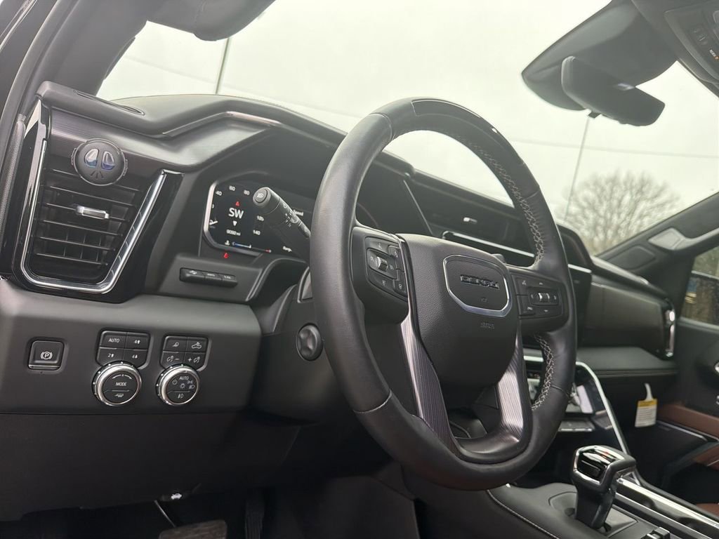 2026 GMC Sierra 1500 Denali Ultimate - Photo 10