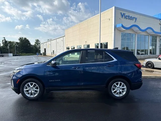 Used 2022 Blue Chevrolet LT image 8