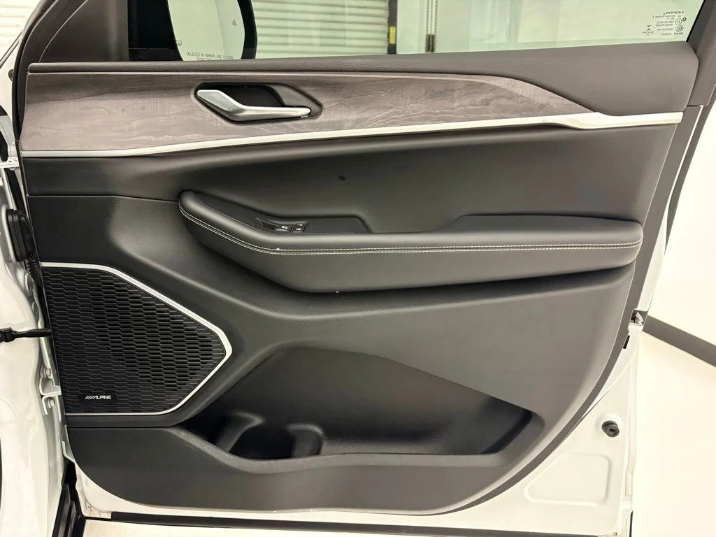 Used 2021 White Jeep Limited image 40