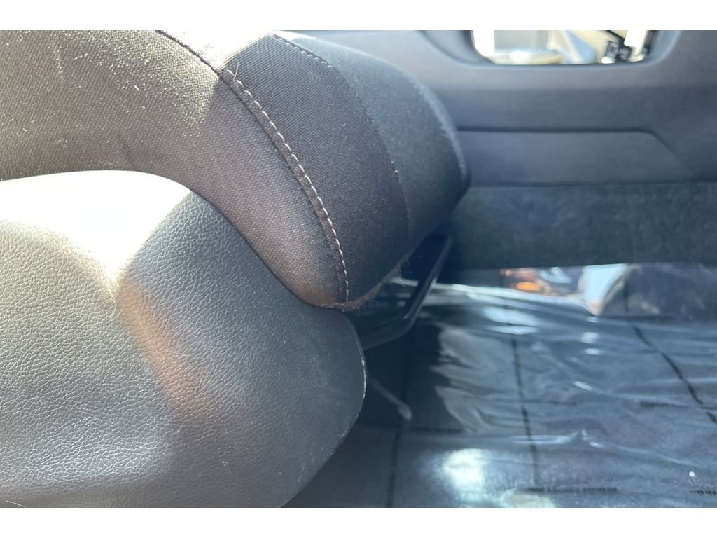 Used 2018 White Orchid Pearl Honda EX image 23