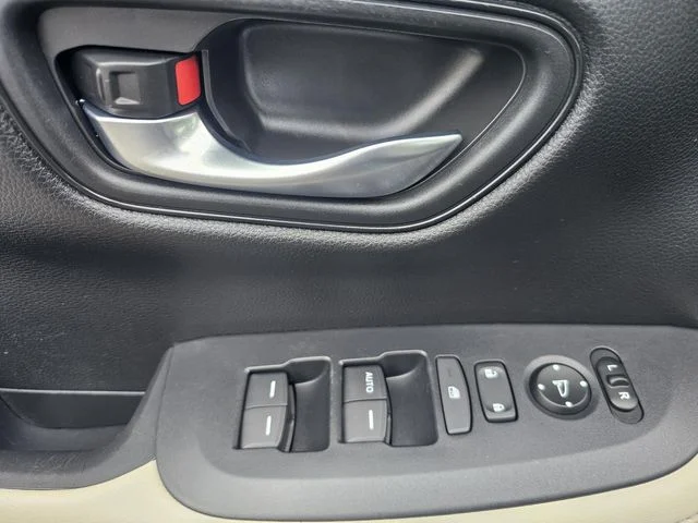Used 2023 Green Honda LX image 18