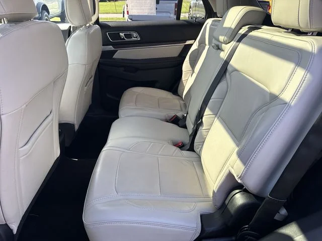 Used 2019 Blue Metallic Ford Limited image 27