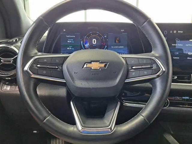 Used 2025 Black Chevrolet LT image 10