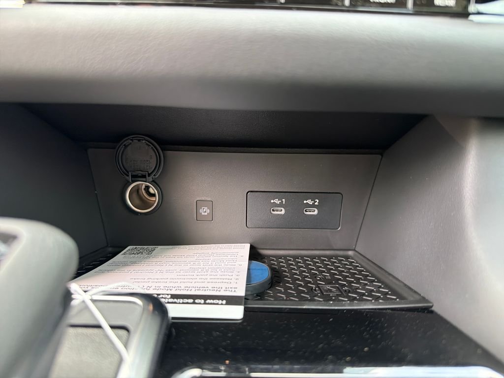 New 2026 Nissan Pathfinder SL 4D Sport Utility