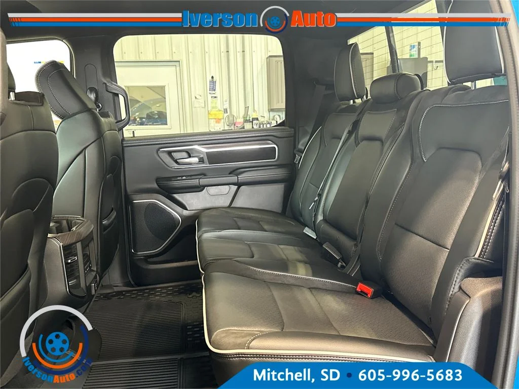 New 2026 Hydro Blue Pearl-Coat Exterior Paint RAM Laramie image 25