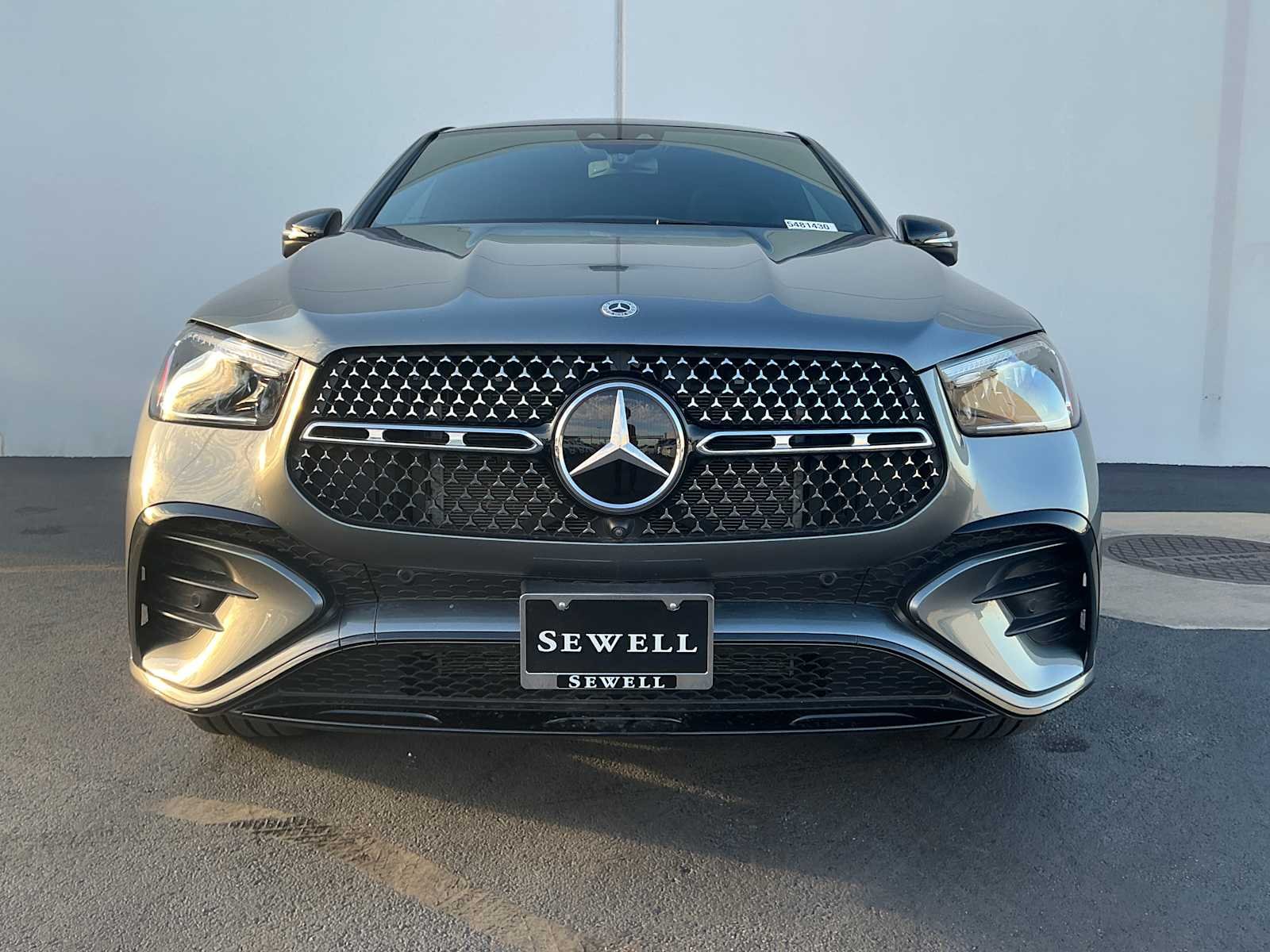 Certified Used 2025 Selenite Grey Metallic Mercedes-Benz GLE 450 image 2