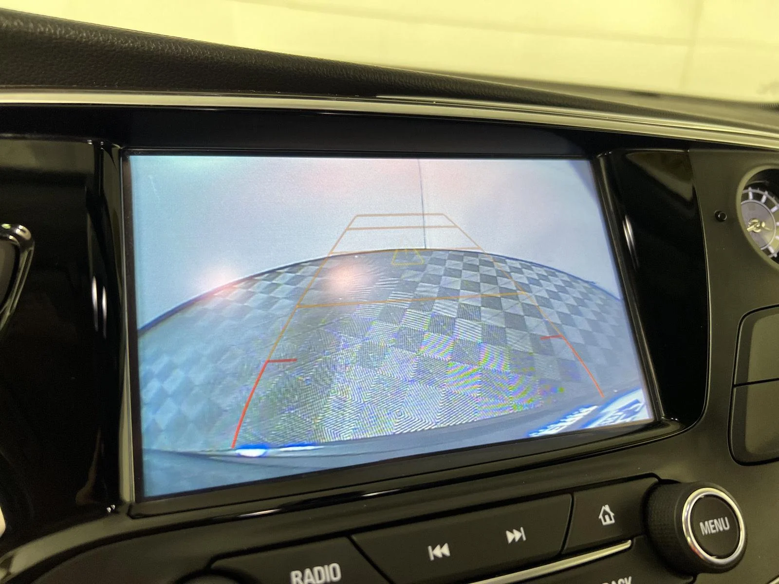 Used 2020 Ebony Twilight Metallic Buick Essence image 23
