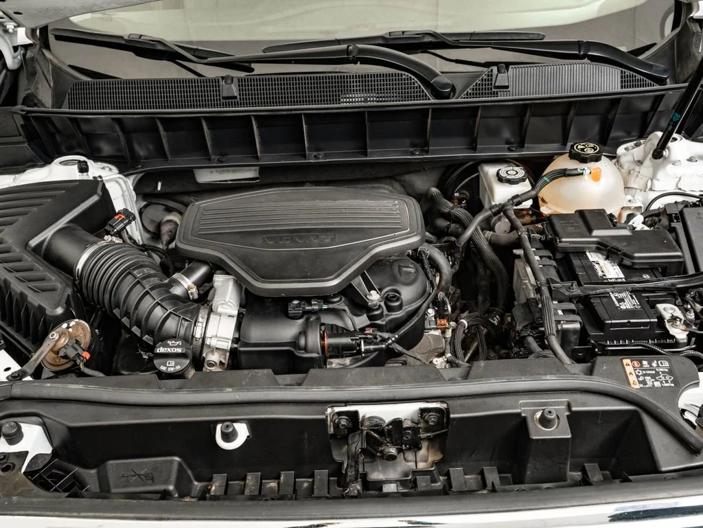 Used 2019 White Frost Tricoat GMC SLT-1 image 53