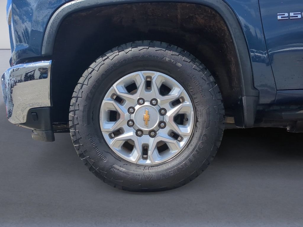 Used 2021 Blue Chevrolet LTZ image 11