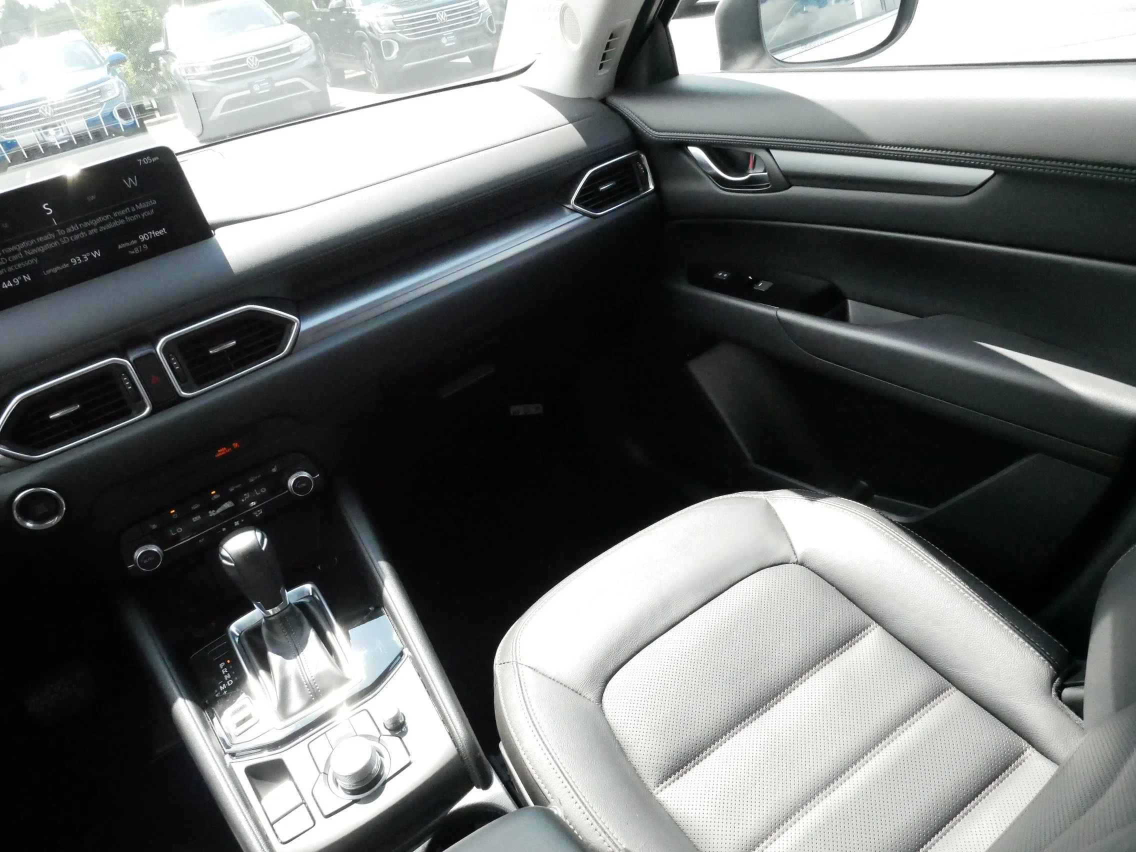 Used 2023 Rhodium White Metallic Mazda 2.5 S Preferred Package image 11