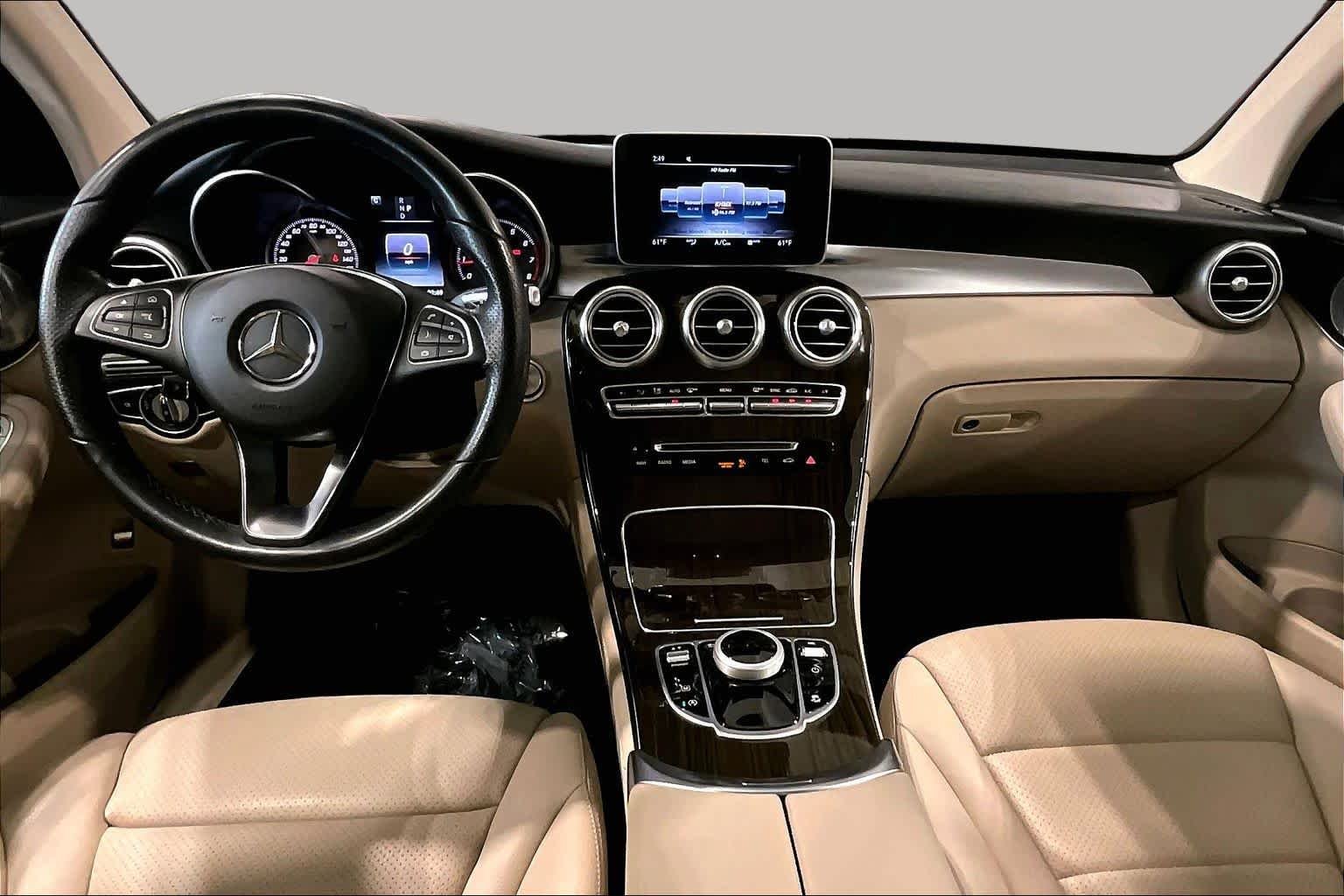 Used 2019 Polar White Mercedes-Benz GLC 300 image 14