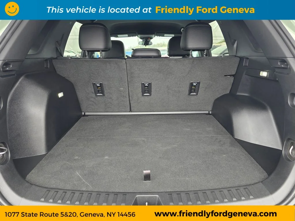 Used 2026 Green Chevrolet LT image 10