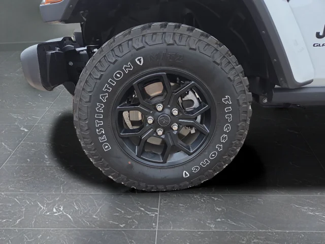 New 2025 Bright White Clear-Coat Exterior Paint Jeep Willys image 40