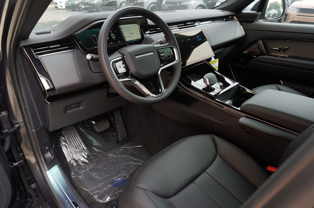 New 2027 Carpathian Grey Land Rover SE image 12