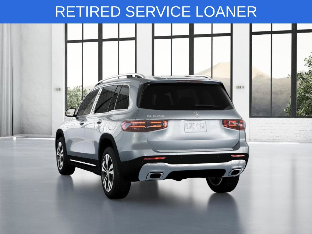 Used 2026 Silver Mercedes-Benz GLB 250 image 27