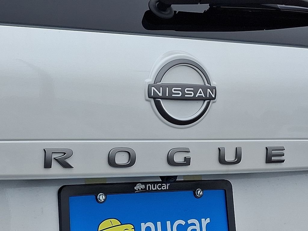 New 2026 Everest White Pearl TriCoat Nissan SV image 19