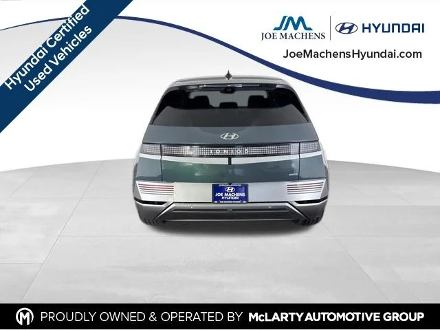 Used 2024 Green Hyundai Limited image 9