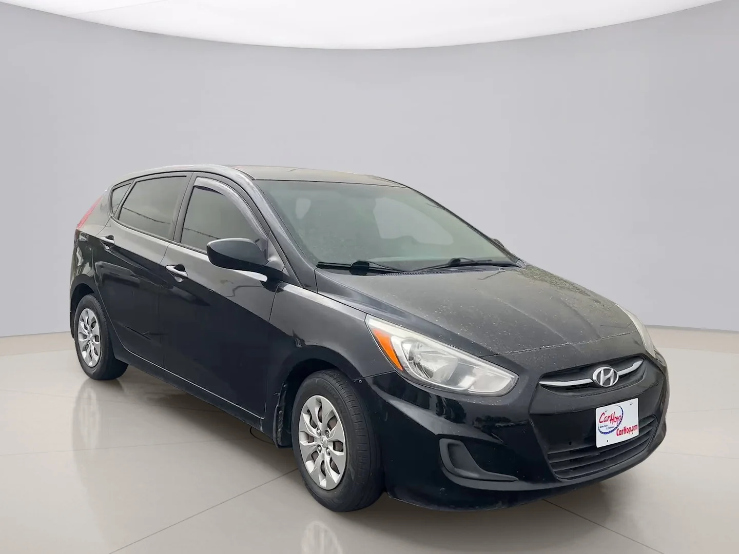 Used 2016 Black Hyundai SE image 9