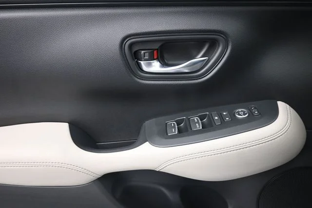 New 2027 Platinum White Pearl Honda EX-L AWD image 28