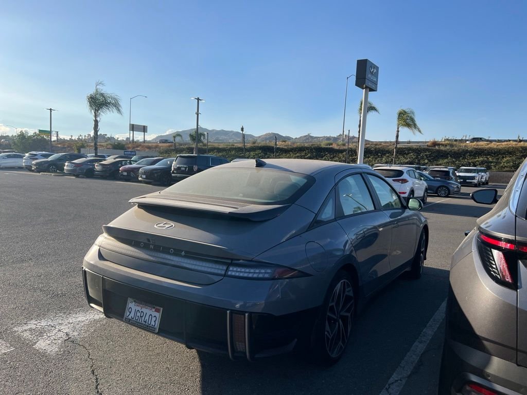 Certified Used 2023 Blue Hyundai SEL image 7