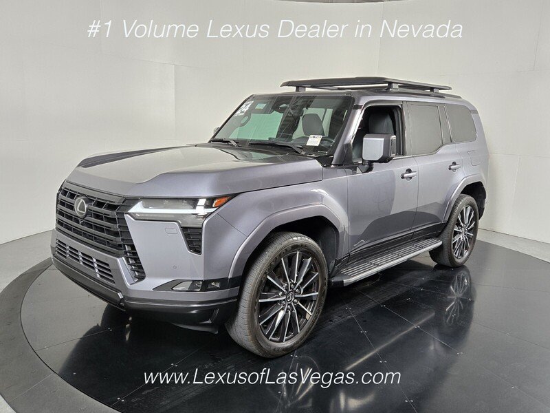 Used 2024 Nebula Gray Pearl Lexus 550 Luxury image 2