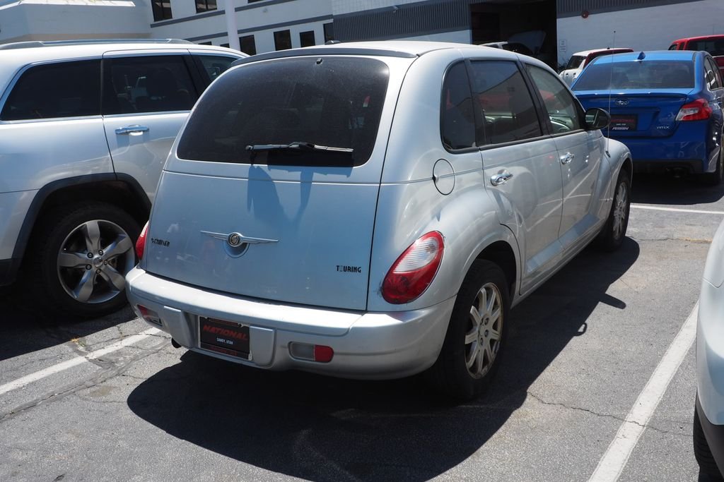 Used 2008 Silver Chrysler Touring image 3