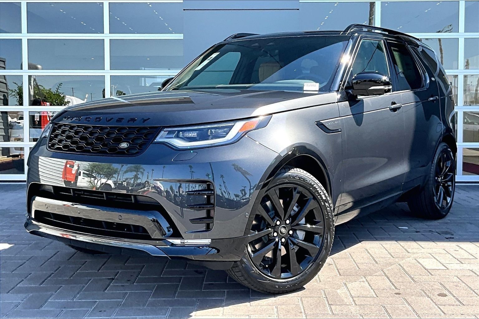 2026 Land Rover Discovery