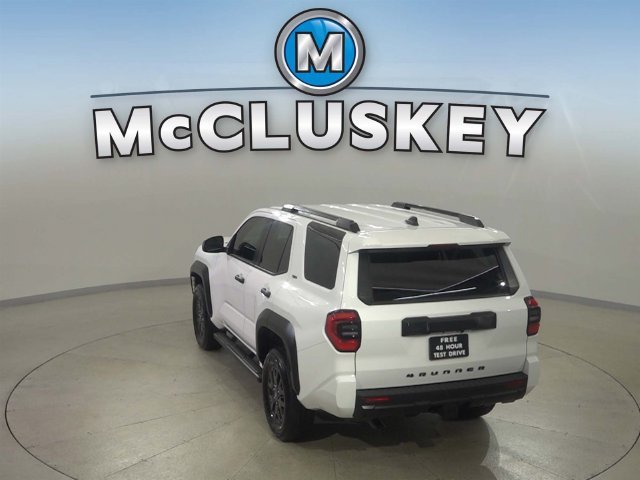 2025 Toyota 4Runner SR5 - Photo 14